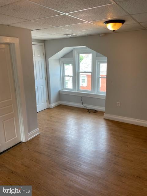 Foto del edificio - 220 W College Ave