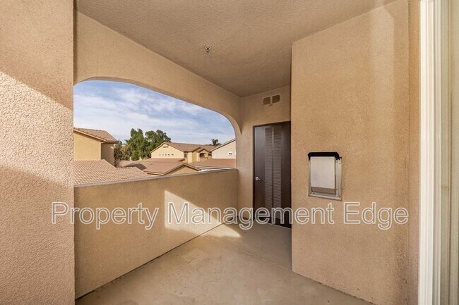 Building Photo - 41410 Juniper St