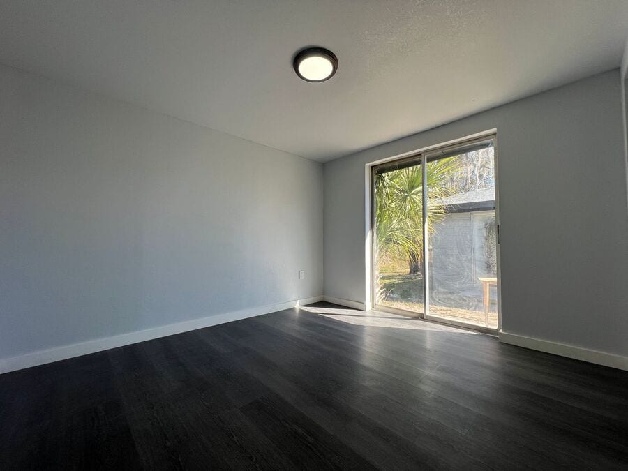 Building Photo - 9318 Grandfield-B