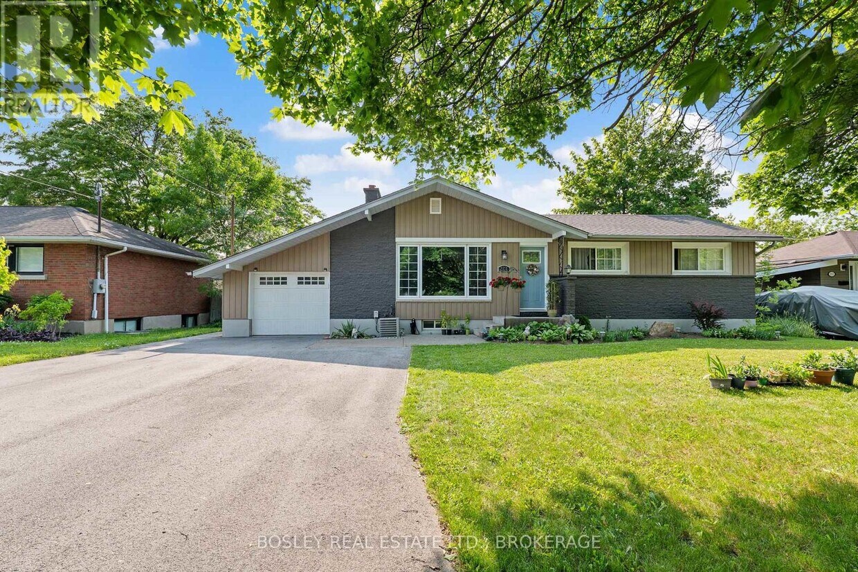 Photo principale - 101 Rochelle Dr