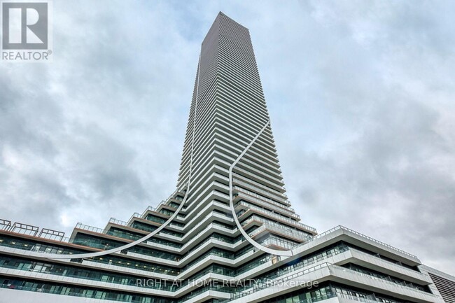 Building Photo - 30 Shore Breeze Dr