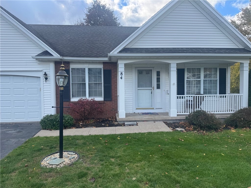 Foto principal - 84 Brownstone Ln