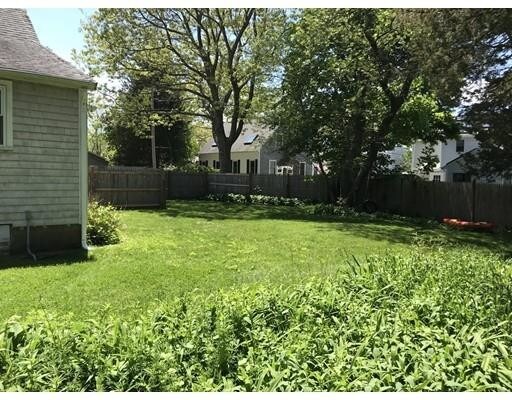 Building Photo - 14 Ivy St