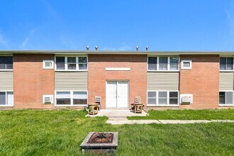 Building Photo - 3611-3625-3625 Charlotte Dr