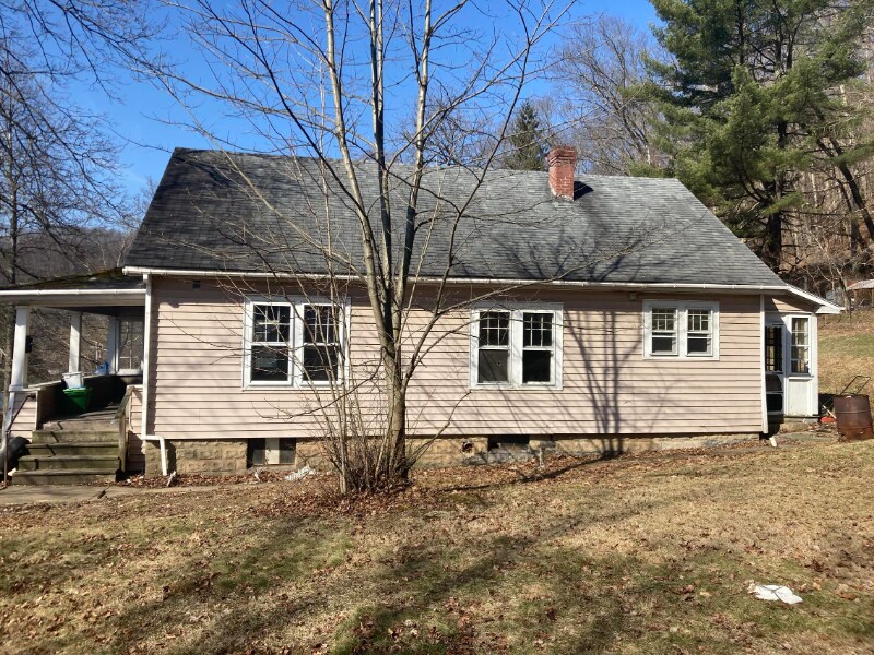 106 W 7th St, Emporium, PA 15834 House Rental in Emporium, PA