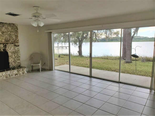 Building Photo - Turnbull Bay Water Front Home