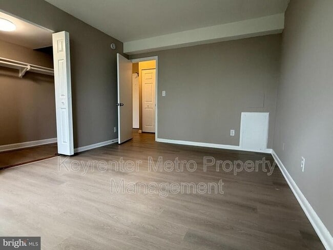 Foto del edificio - 4410 Oglethorpe St