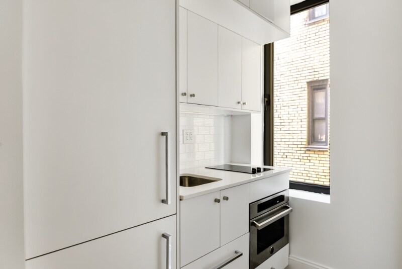 Foto del edificio - 225 W 23rd St
