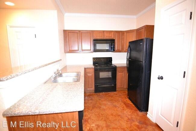 Building Photo - 3 br, 2 bath House - 6411 Aspen Hill