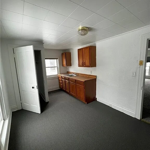 Foto del edificio - 126 Grandview Ave