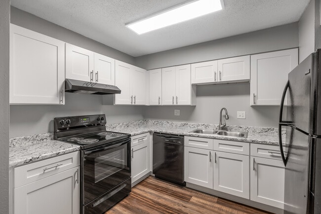 Building Photo - Lifestyle at Lakeshore
