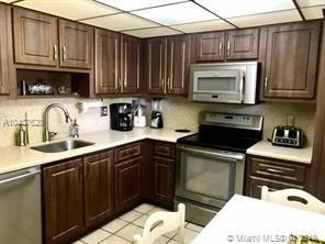 Building Photo - 3700 Oaks Clubhouse Dr