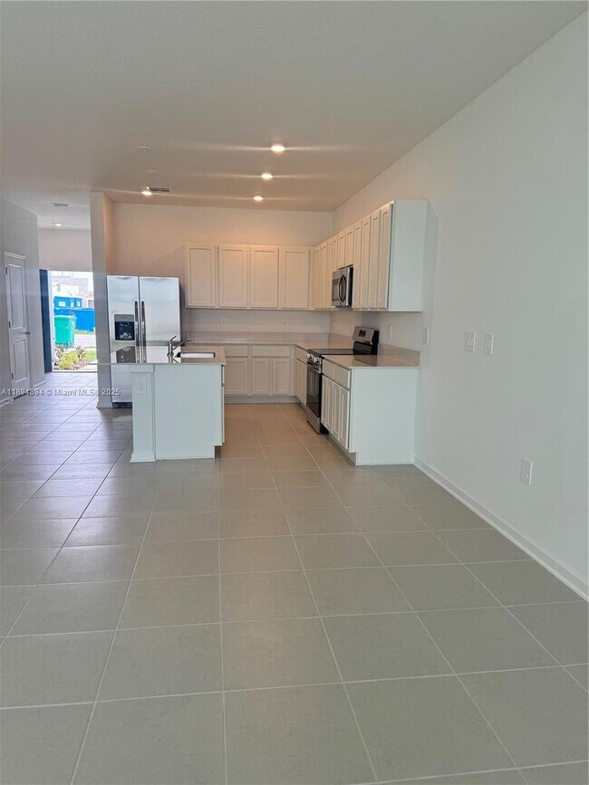 Foto del edificio - 512 Hart Ln