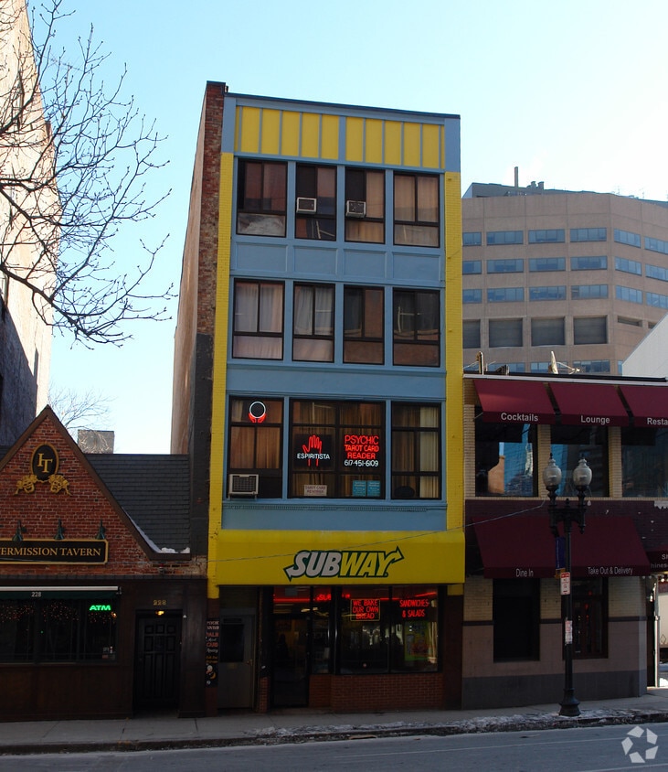 Building Photo - 230 Tremont St