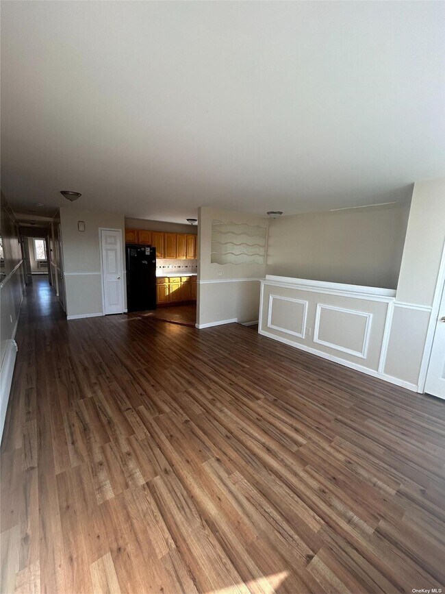 Foto del edificio - 146-37 Guy R Brewer Blvd