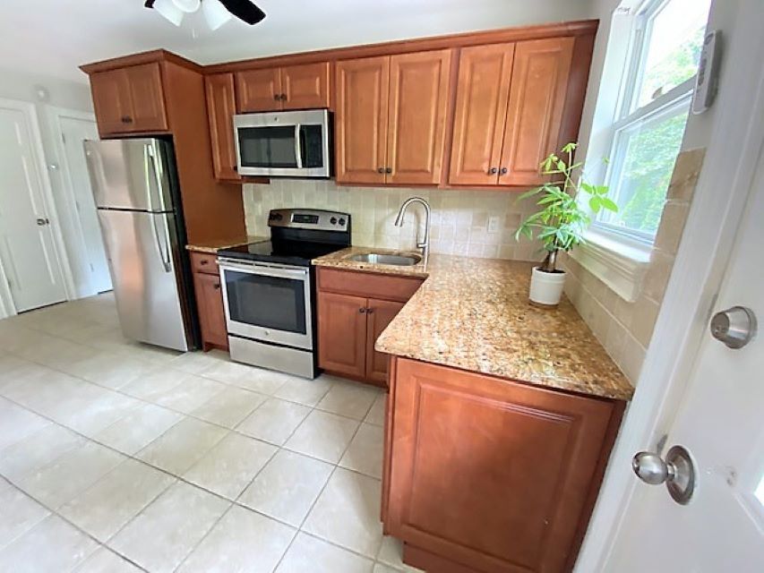 17 Gary Pl Unit 1, Huntington, NY 11743 Apartments in Huntington, NY