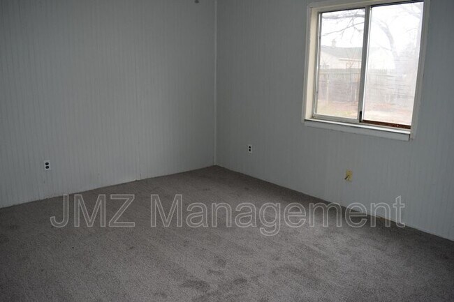 Foto del edificio - 17327 Prospect St
