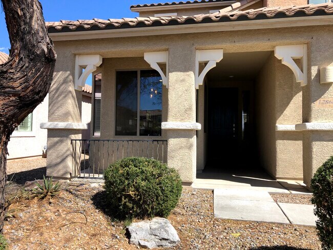 Building Photo - 12866 Bloomington Loop