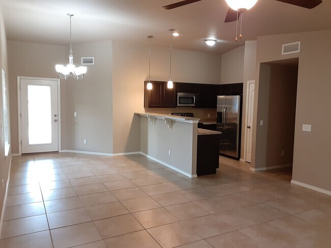 Building Photo - Anthony NM Rental Beauty ready to move in.