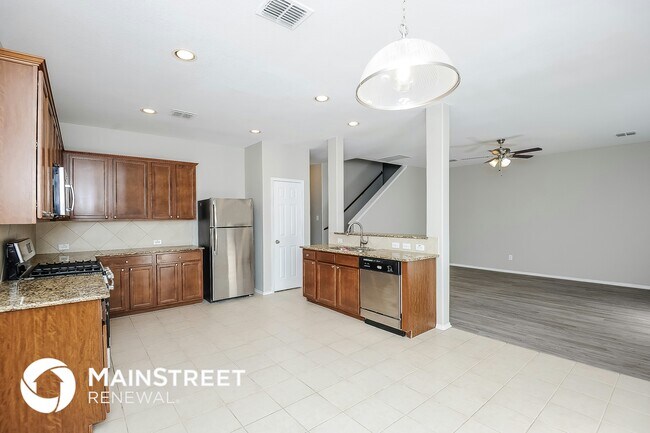 Foto del edificio - 12172 Walden Wood Dr