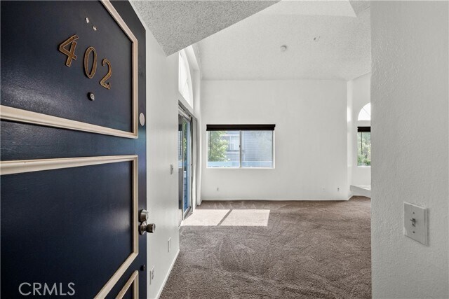 Foto del edificio - 26936 Flo Ln