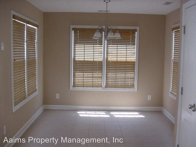 Foto del edificio - 433 Thorncliff Dr