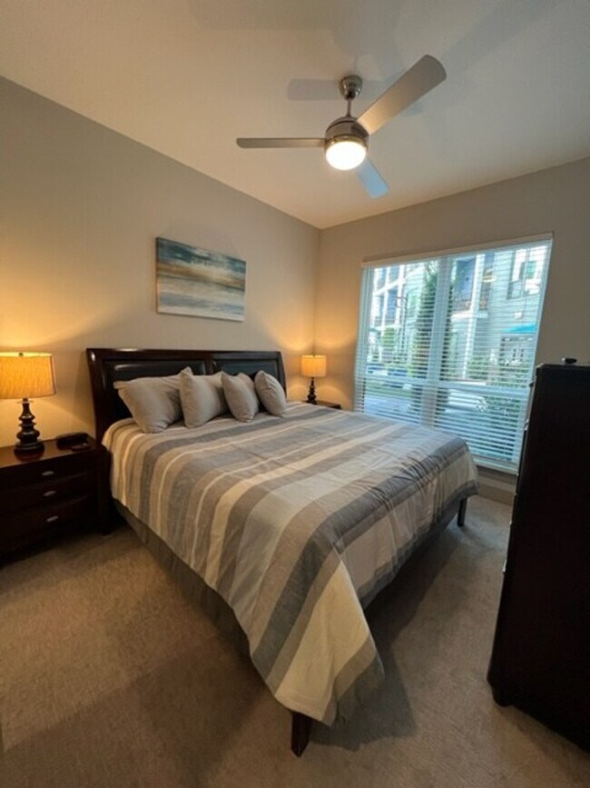 Foto del edificio - 3158 Stillhouse Creek Dr