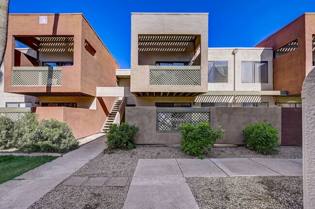 Foto del edificio - 3500 N Hayden Rd