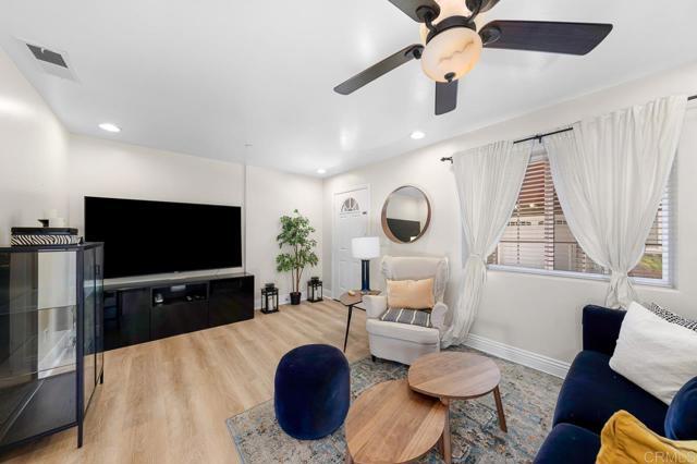 Foto del edificio - 488 Park Way