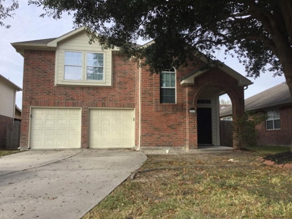 Primary Photo - 2815 Fox Ravine Dr