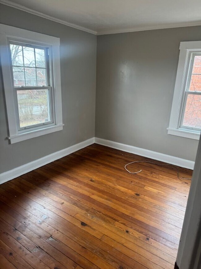 Foto del edificio - 3 bed/1 bath townhome in Clairton, PA 15025