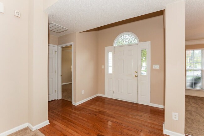 Building Photo - 4965 Hathwyck Ct NW