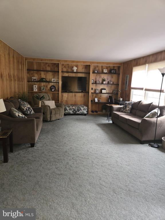 Building Photo - 41 Sturbridge Dr