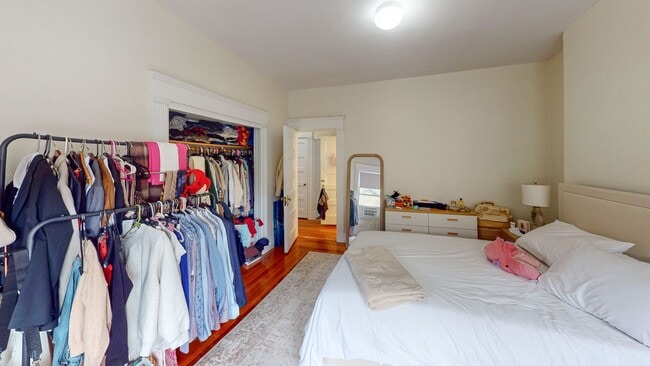 Foto del edificio - Brookline 1 Bed – Elevator Building – Heat & Hot Water Included – No Fee – 9/1