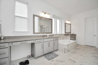 Building Photo - 21302 Rose Loch Ln