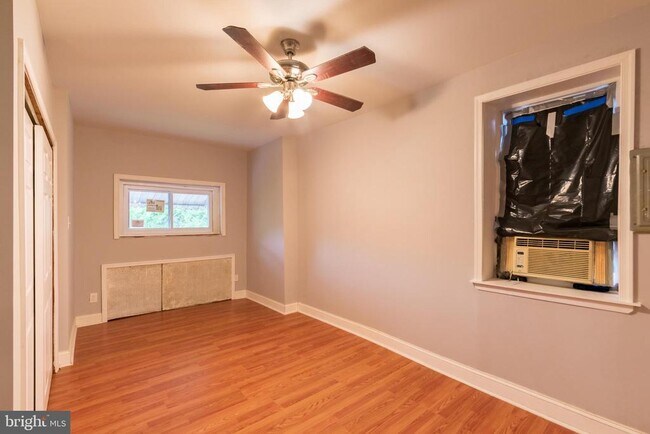 Foto del edificio - 1931 S 21st St