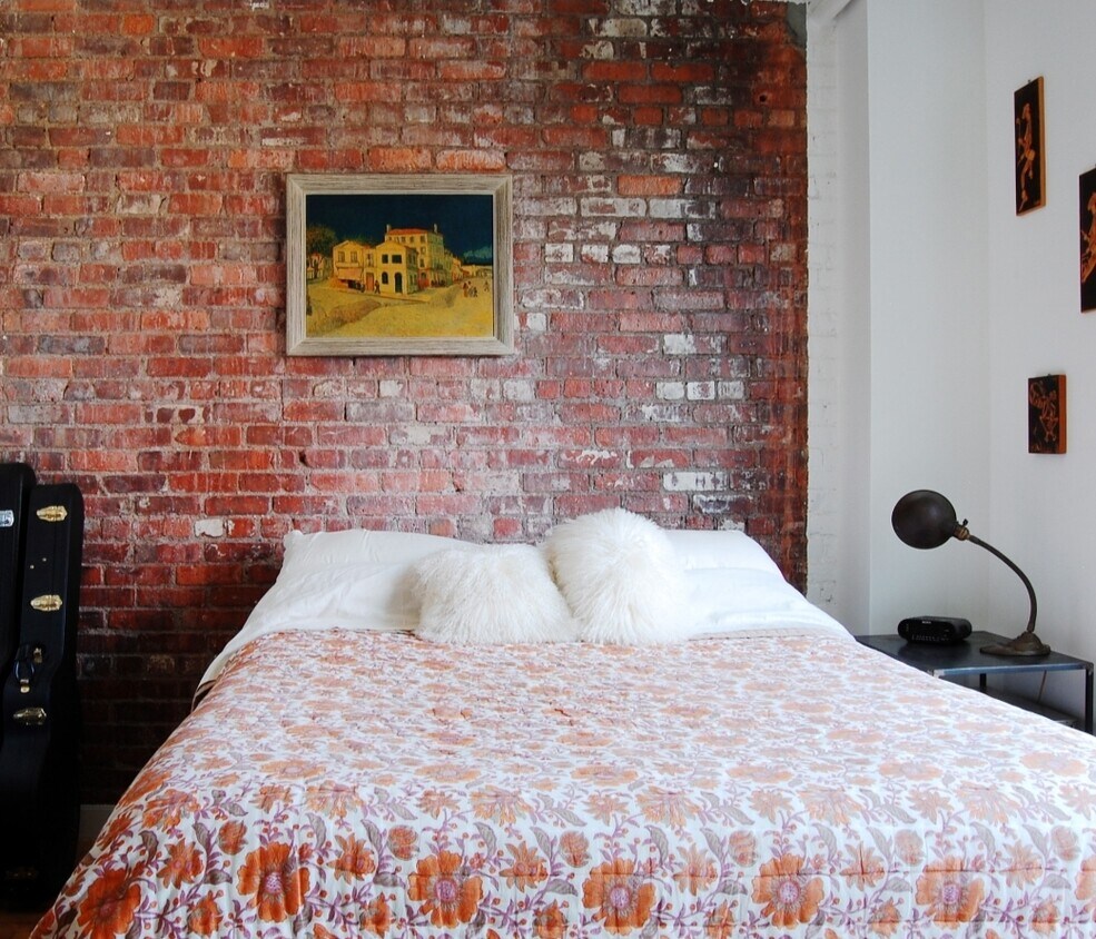 1004 W Main St Unit SUITE, Marion, IL 62959 Apartments in Marion, IL