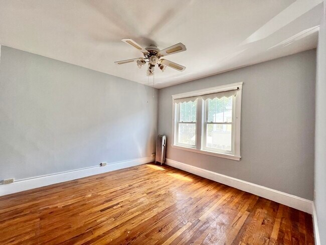 Building Photo - 135 Fayette St
