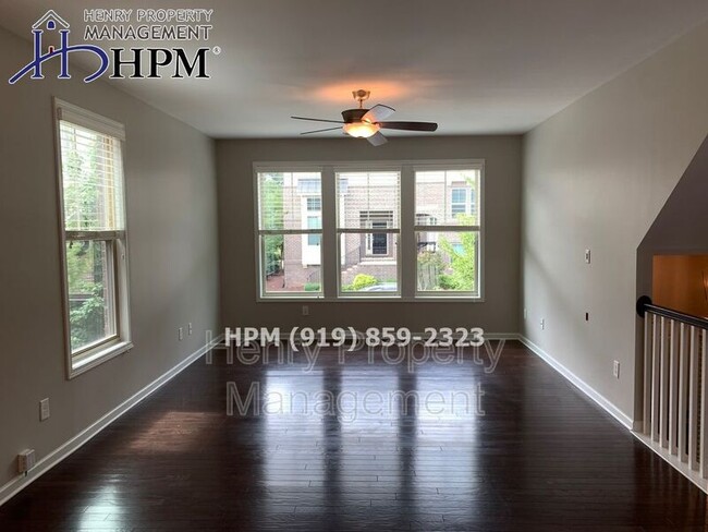 Building Photo - 520 Old Mill Village Dr