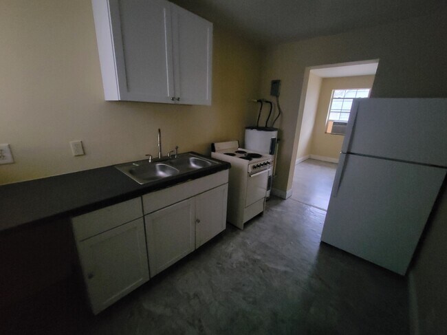 Foto del edificio - Pursley Court Apartments