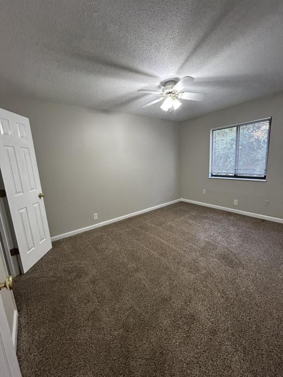 Foto del edificio - 49 Devon Ct