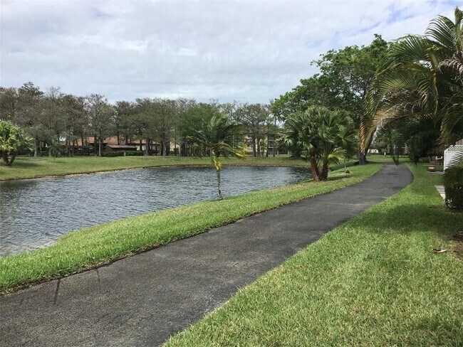 Foto del edificio - 7740 NW 50th St