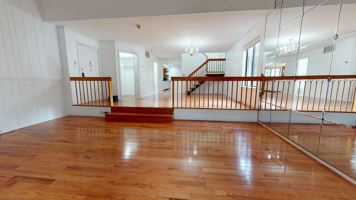 Primary Photo - 602 Sanderling Ct