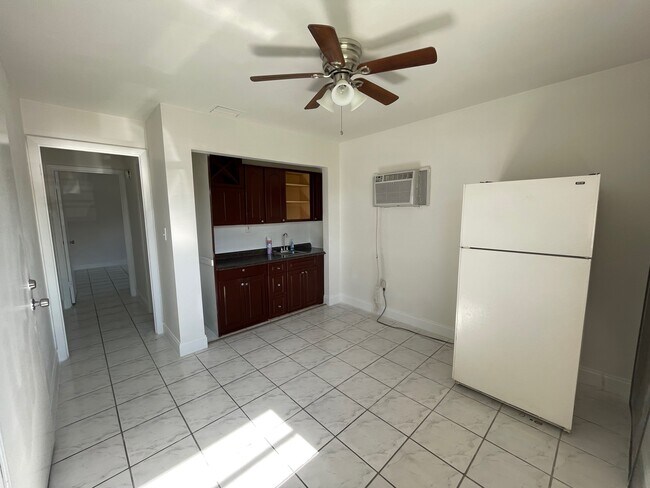Building Photo - 514 SW 96th Ct