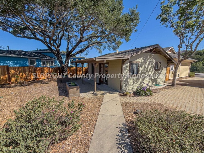 Building Photo - AVAILABLE NOW - Newly renovated studio in SLO Old Town Railroad District