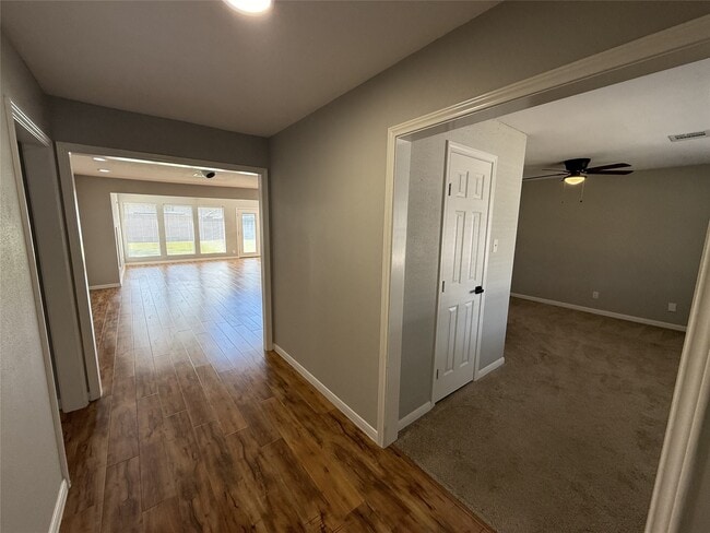 Building Photo - 10031 Haddington Dr