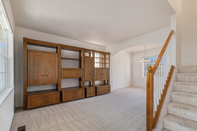 Building Photo - 113 Overland Ct