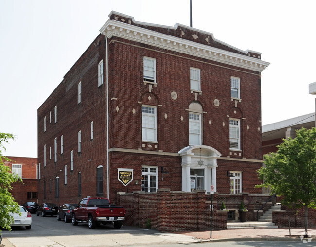 Foto del edificio - Marshall Street Apartments