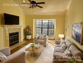Building Photo - 2733 Silver Creek Dr