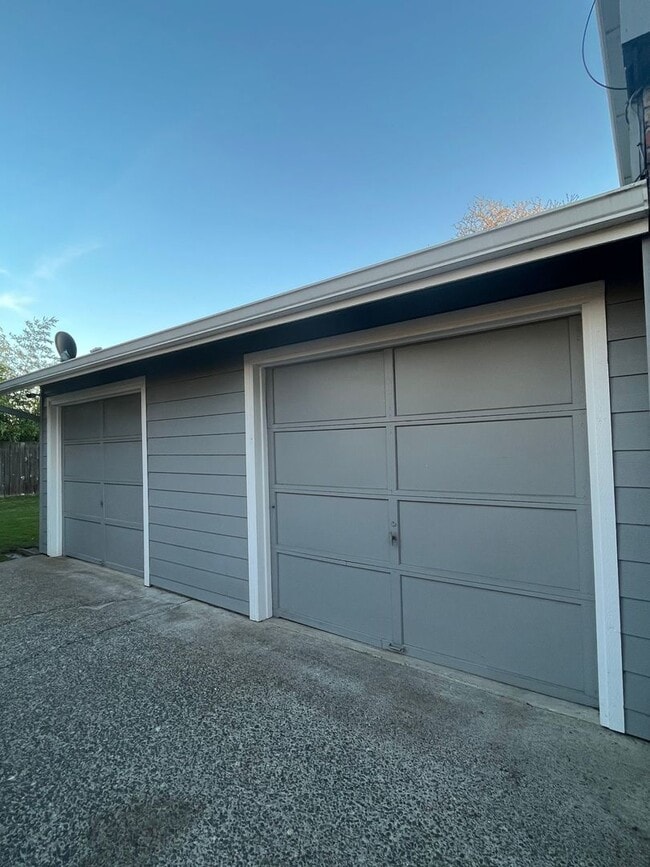 Foto del edificio - Heigh 710-712